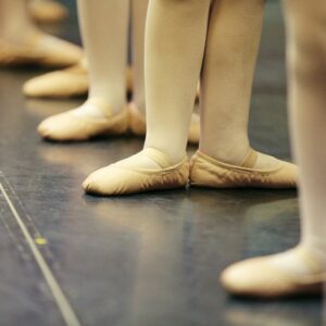 Adult Ballet Classes in North Vancouver – Discover the Joy of Movement at Method of Modern Movement