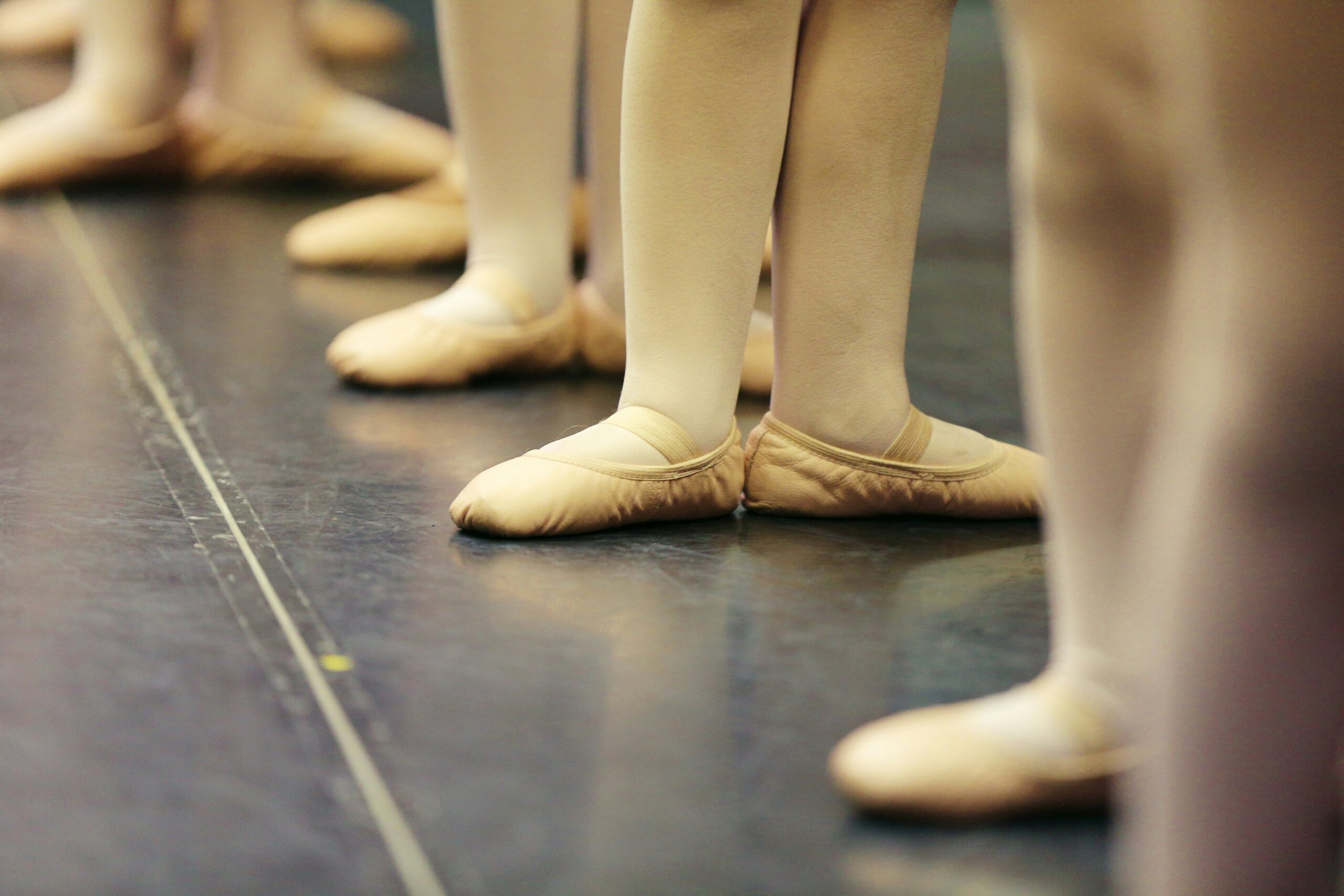 Adult Ballet Classes in North Vancouver – Discover the Joy of Movement at Method of Modern Movement